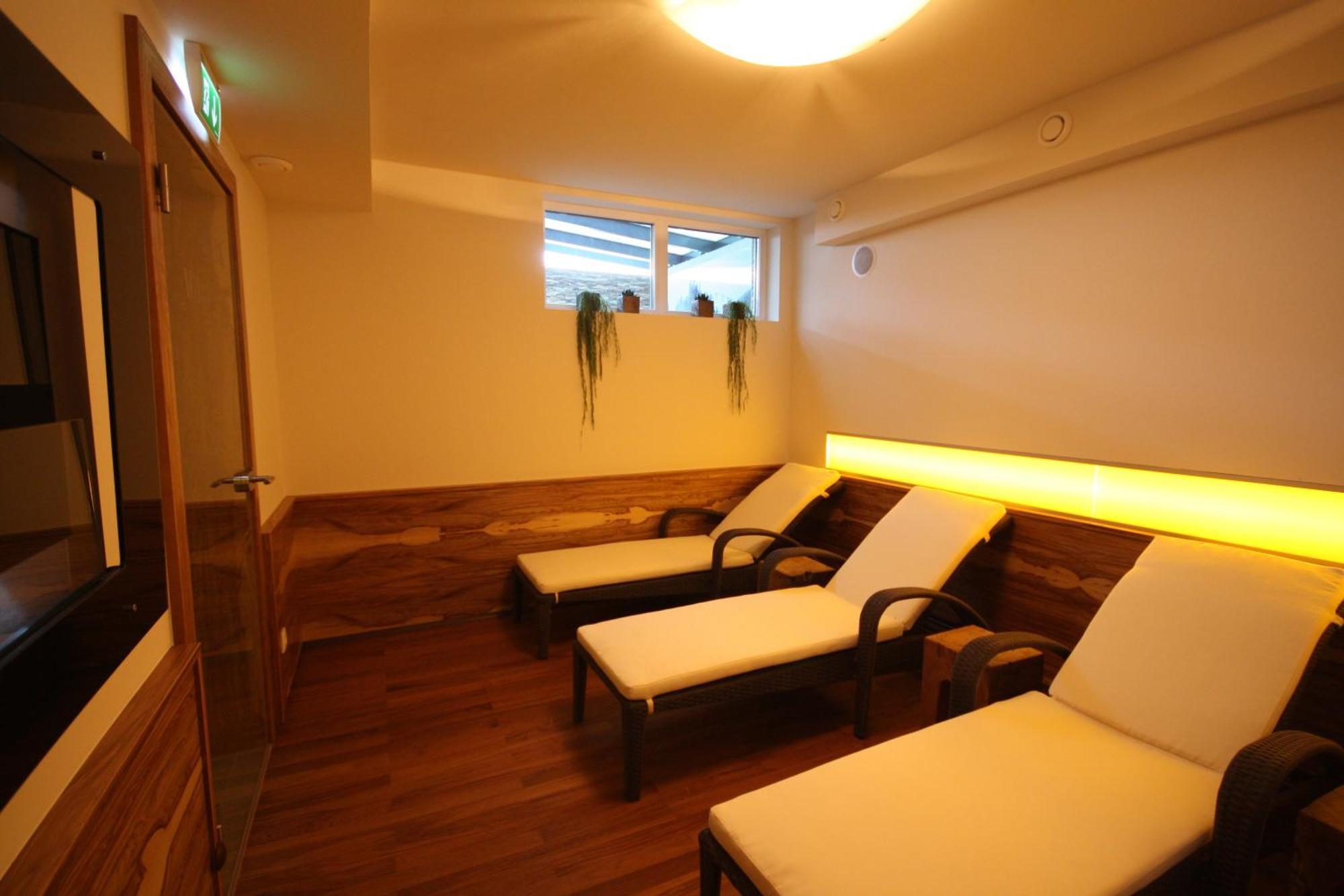 Aparthotel Kristall 알텐막팀퐁와 외부 사진